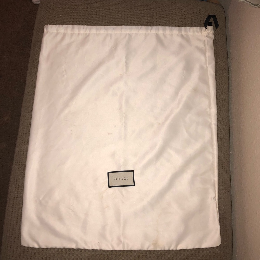 18 X 23 Gucci Dust Bag